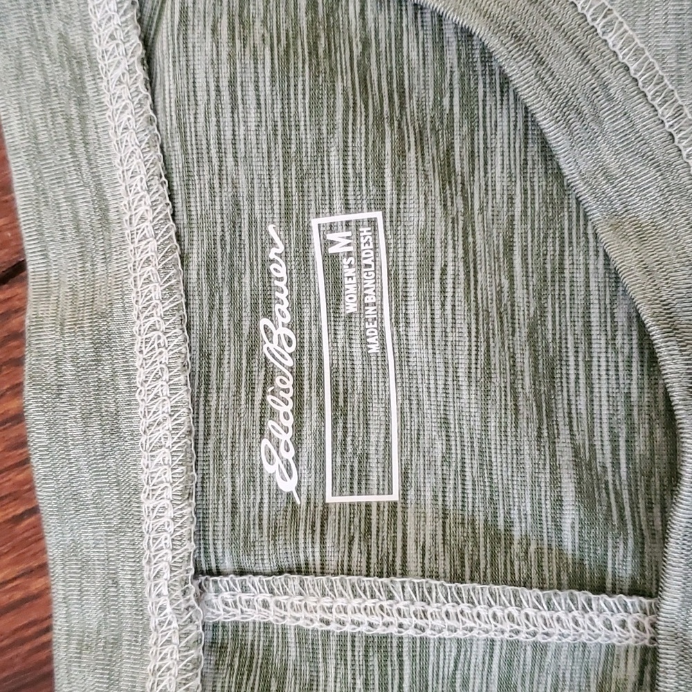 3 Eddie Bauer tops - M and XL - Picture 5 of 6